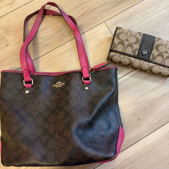 Coach Brown Signature Tote + Wallet (Used) – Priced to Sell - Picture 1 of 4